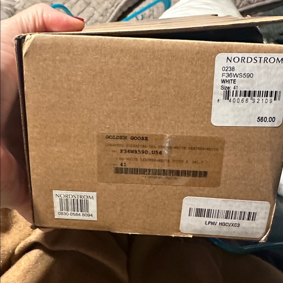 Golden Goose Sneakers - sz 41 - Picture 11 of 11